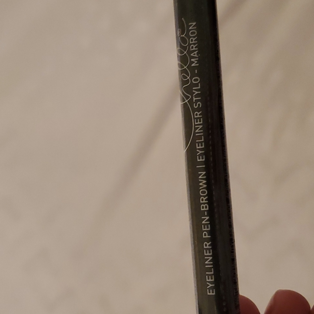 Eyeliner pen -brown - Picture 2 of 2
